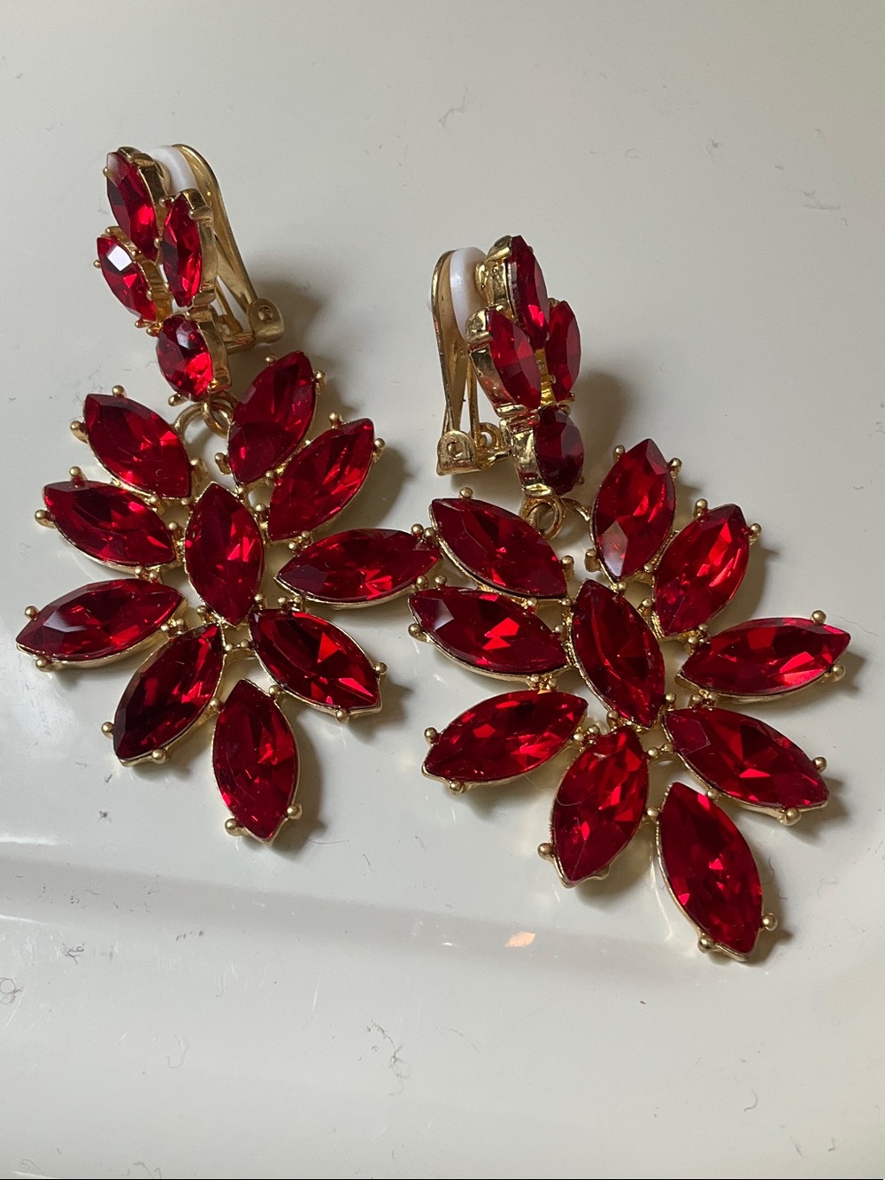 Like new Gold-Tone Red Crystal Floral Drop Earrings - Statement Women Jewelry